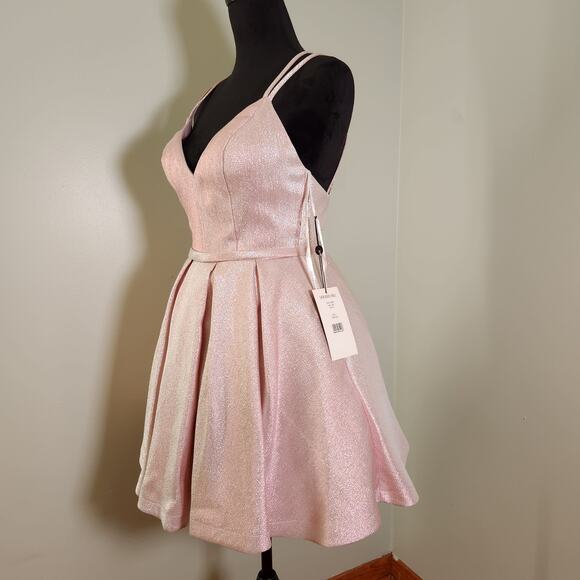 SHERRI HILL Pink Metallic Pleated Dress, Size 4 - Picture 10 of 14